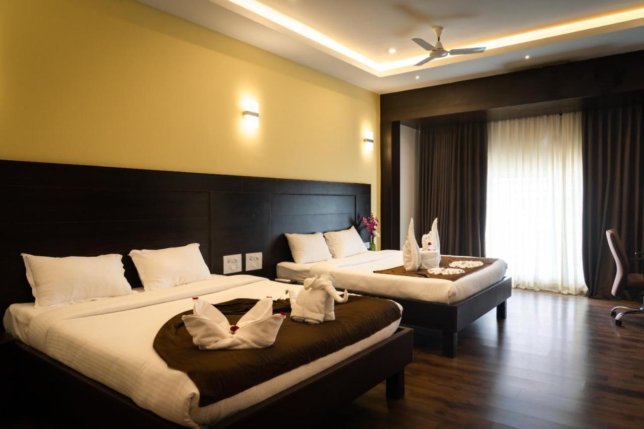The King'S Meadows Hotel Golhalli Luaran gambar