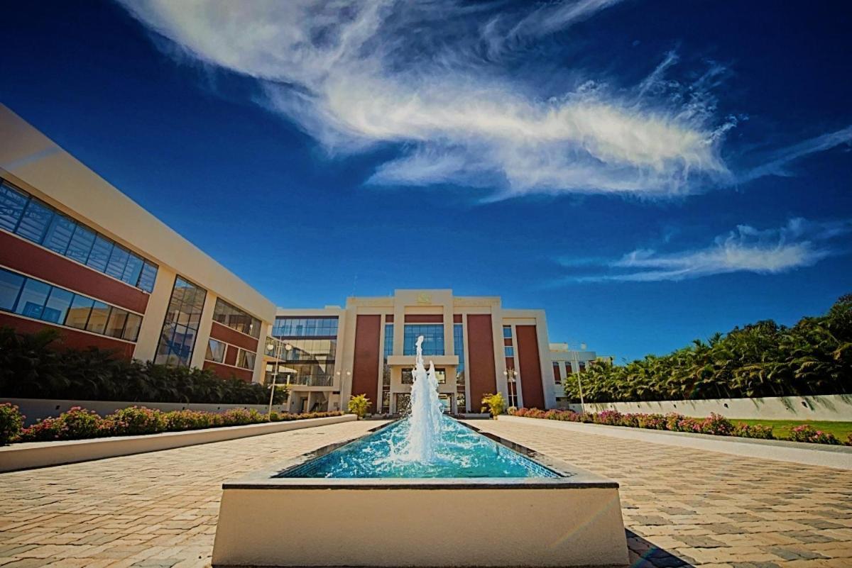 The King'S Meadows Hotel Golhalli Luaran gambar