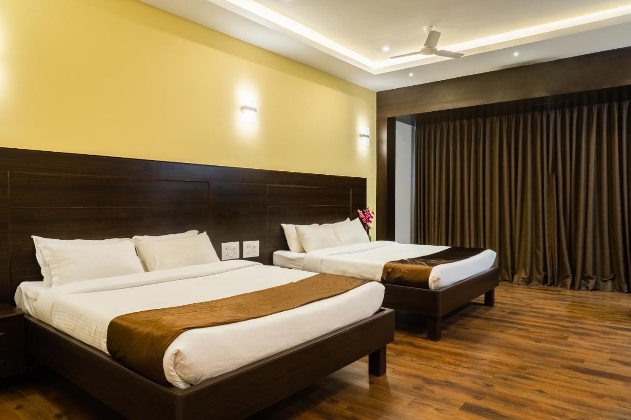 The King'S Meadows Hotel Golhalli Luaran gambar