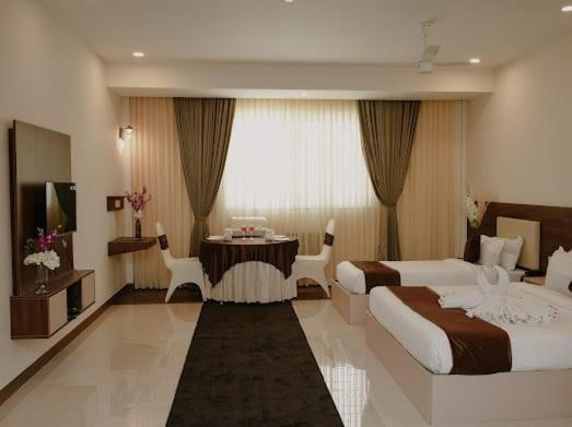 The King'S Meadows Hotel Golhalli Luaran gambar